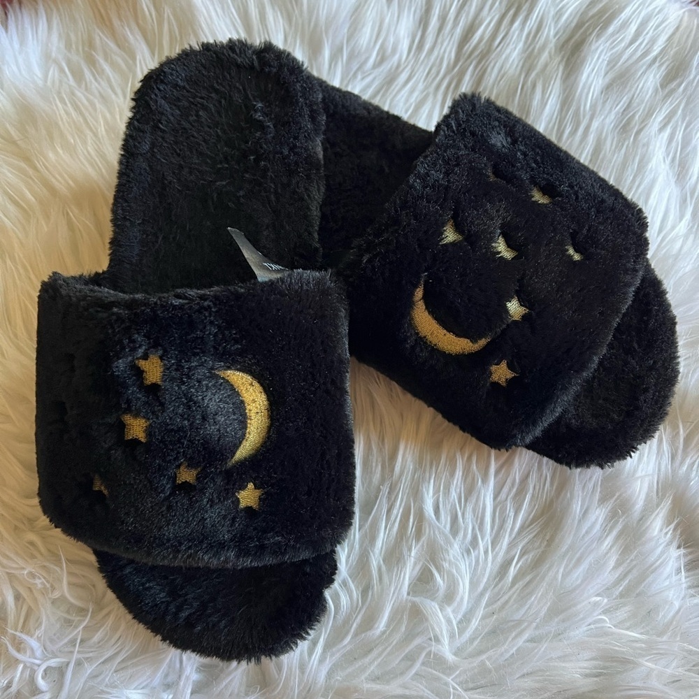 NEW Monki Black Faux Fur Slide Slippers, Plush House Shoes Slides, Size US 9-10 - Picture 6 of 7
